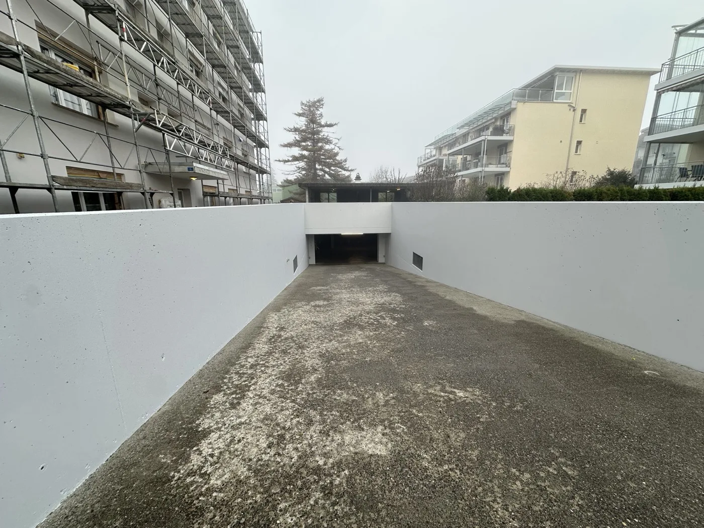 Erneuerung Garageneinfahrt & Sockel