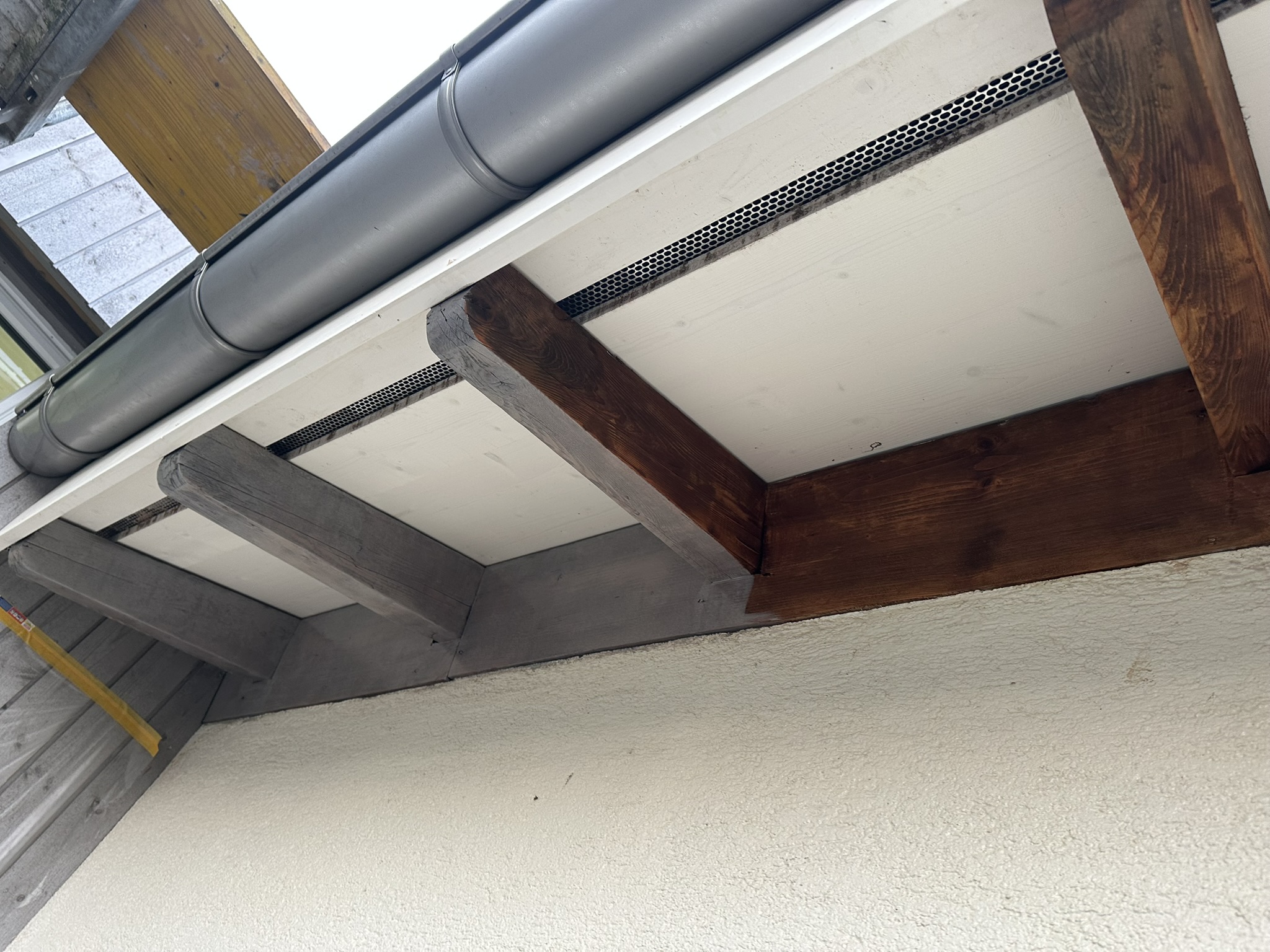 Balkon und Holzbauteile